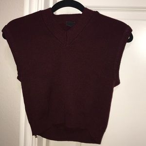 Maroon crop top vest